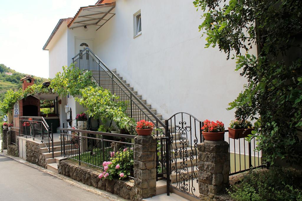Apartments Tanja Zivogosce Exterior photo